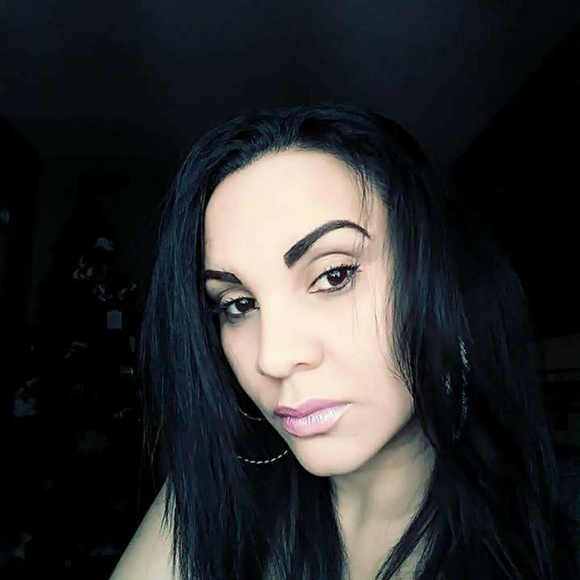 Meet your Posher, Zulma - Picture 1 of 1